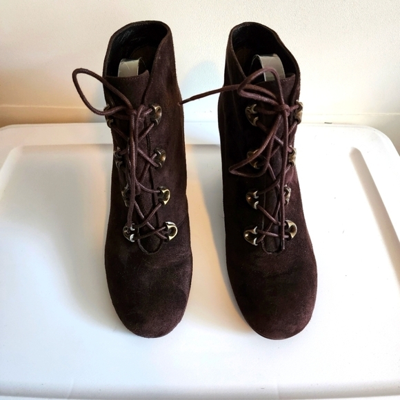 Stuart Weitzman Hidden Wedge Booties - Picture 1 of 8